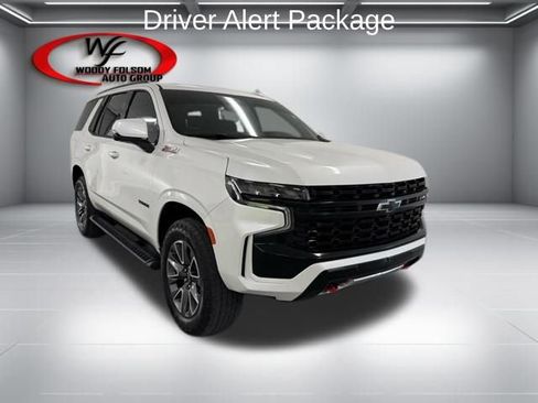 Used 2024 Chevrolet Tahoe Z71 w/ Luxury Package AWD/4WD image 3