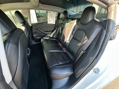 Used 2022 Tesla Model 3 Performance image 22