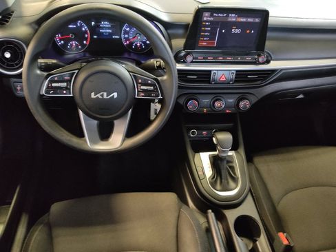 Used 2022 Kia Forte Sedan FWD image 22
