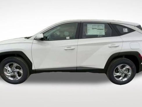 Used 2023 Hyundai Tucson SE image 5