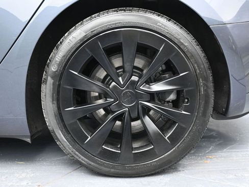 Used 2023 Tesla Model 3 Standard Range image 11