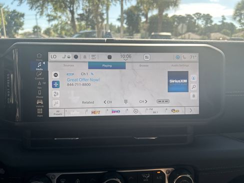 New 2025 Jeep Gladiator Sport image 21