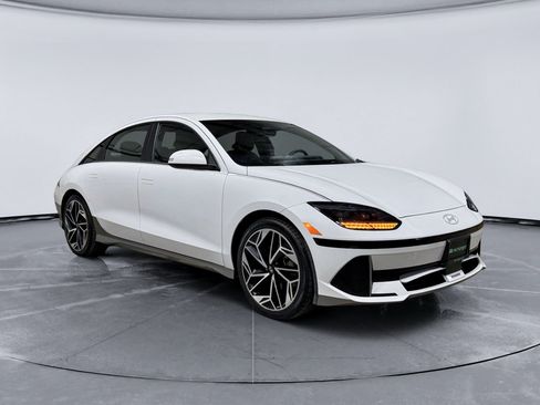 Used 2023 Hyundai Ioniq 6 SEL AWD/4WD image 4
