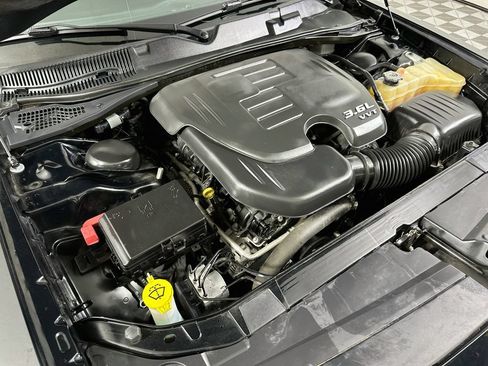 Used 2017 Dodge Challenger SXT RWD image 25