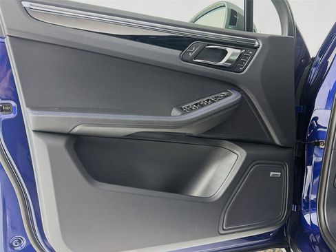 New 2026 Porsche Macan Turbo image 6