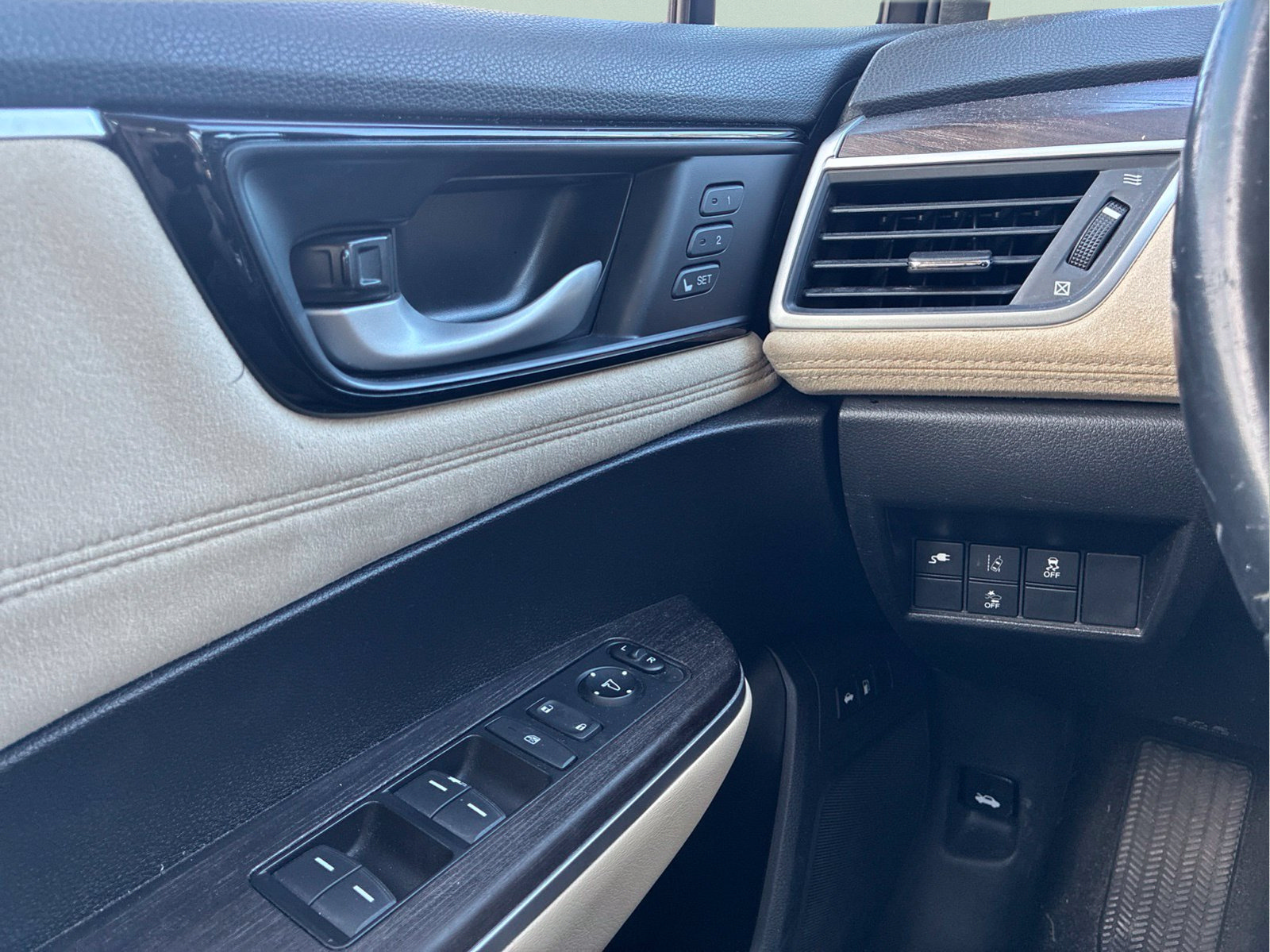 Used 2018 Honda Clarity Touring image 24