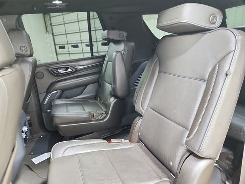 Used 2021 GMC Yukon Denali w/ Denali Premium Package AWD/4WD image 20