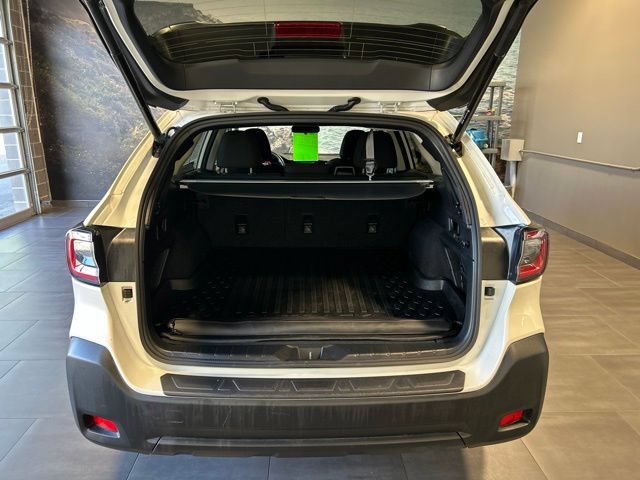 Used 2023 Subaru Outback Premium AWD/4WD image 31