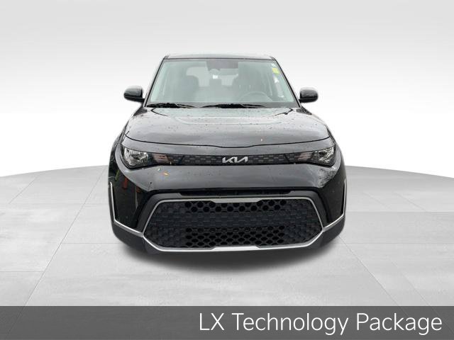 Certified 2024 Kia Soul LX w/ Option Group 015 FWD image 3
