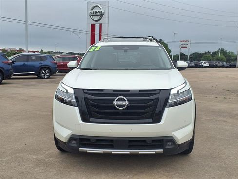 Used 2023 Nissan Pathfinder Platinum w/ Lighting Package (N93) AWD/4WD image 23