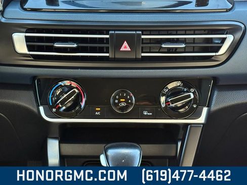 Used 2021 Kia Seltos S image 30