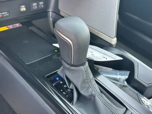 Used 2026 Toyota Camry SE w/ Convenience Package FWD image 22