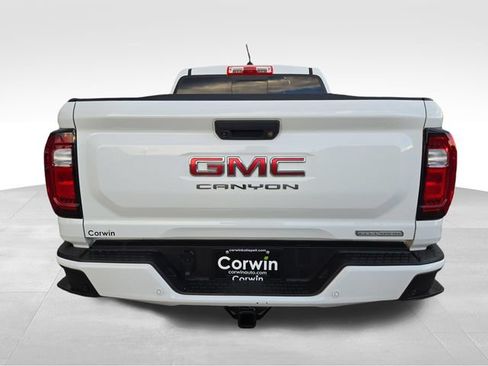 Used 2023 GMC Canyon Elevation w/ Elevation Premium Package AWD/4WD image 11