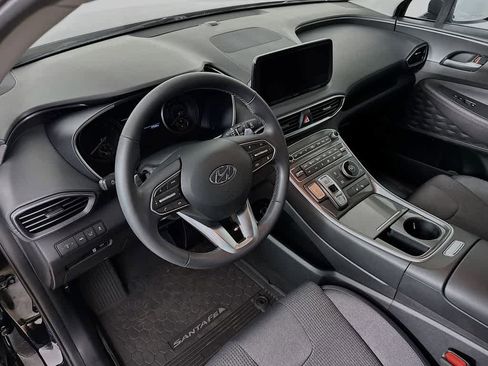 Used 2023 Hyundai Santa Fe SEL FWD image 2