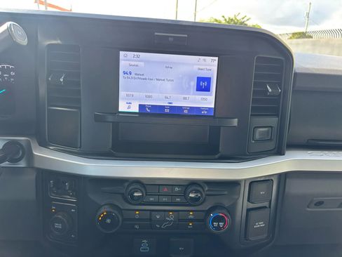 Used 2025 Ford F250 XLT image 18