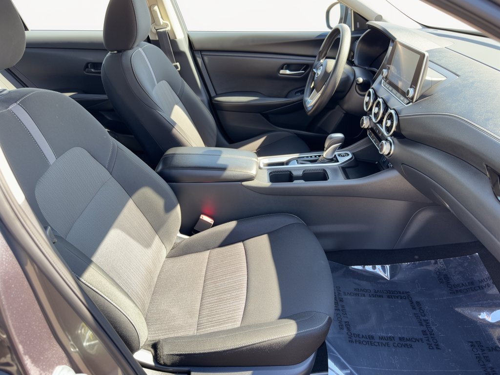 Used 2025 Nissan Sentra SV FWD image 30