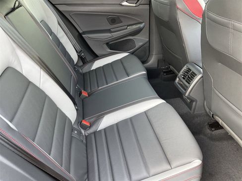 New 2026 Volkswagen GTI SE image 9