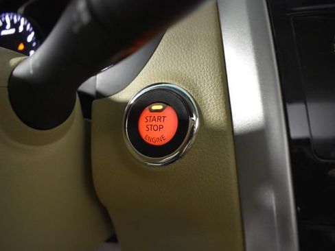 Used 2015 Nissan Altima 2.5 SV w/ Convenience Package FWD image 18