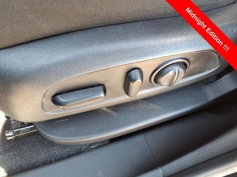 Used 2021 Chevrolet Equinox LT image 15