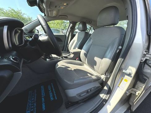 Used 2014 Chevrolet Malibu LT w/ Power Convenience Package FWD image 16