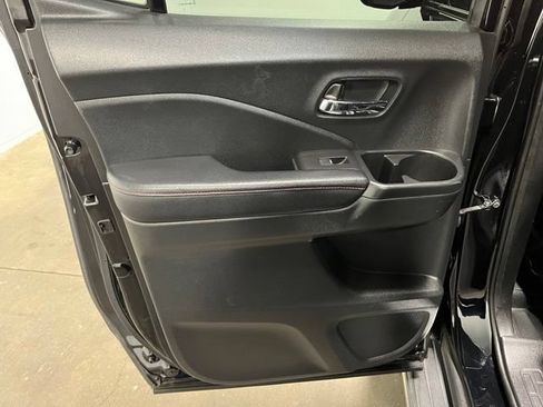 Used 2017 Honda Ridgeline Black Edition image 16