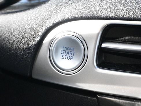 Used 2025 Hyundai Palisade SEL FWD image 18
