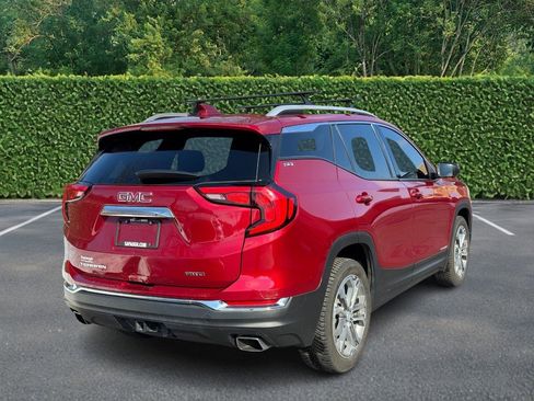 Used 2020 GMC Terrain SLT w/ Preferred Package image 3