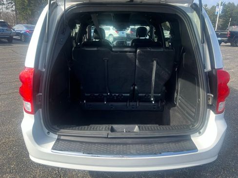 Used 2019 Dodge Grand Caravan GT FWD image 32