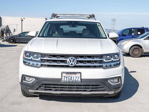 Used 2018 Volkswagen Atlas SEL image 2