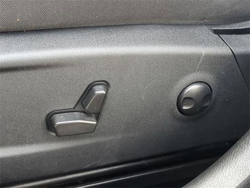 Certified 2022 Dodge Charger GT image 21