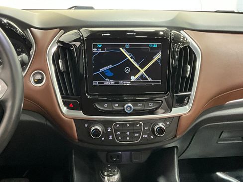 Used 2018 Chevrolet Traverse High Country AWD/4WD image 9
