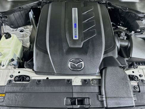 Used 2024 MAZDA CX-90 Plug-In Hybrid w/ Preferred AWD/4WD image 34