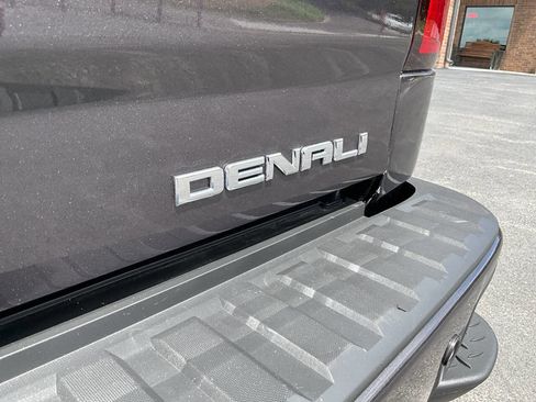 Used 2015 GMC Sierra 1500 Denali AWD/4WD image 32
