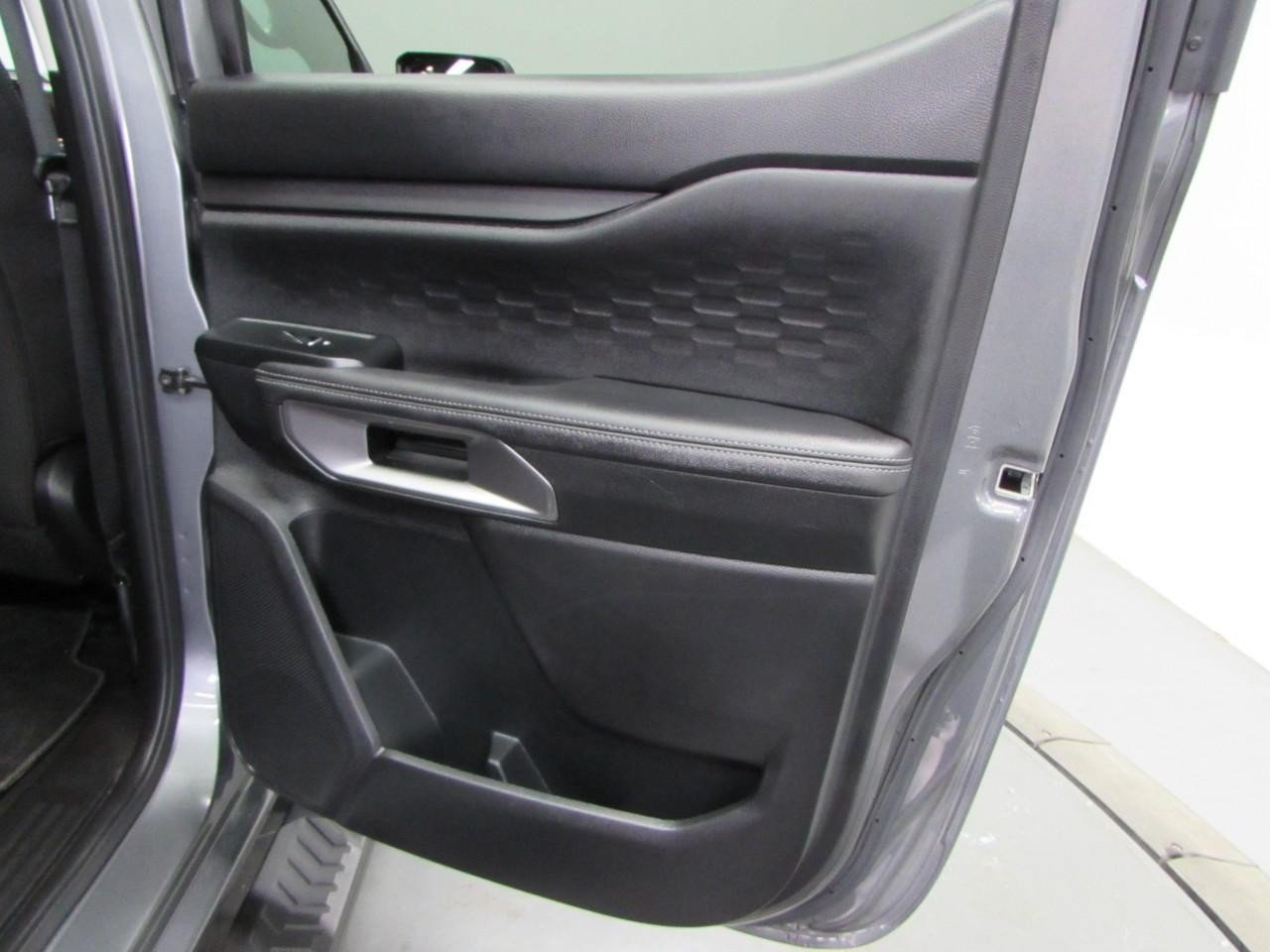 Used 2024 Ford Ranger XLT w/ Equipment Group 301A High AWD/4WD image 18