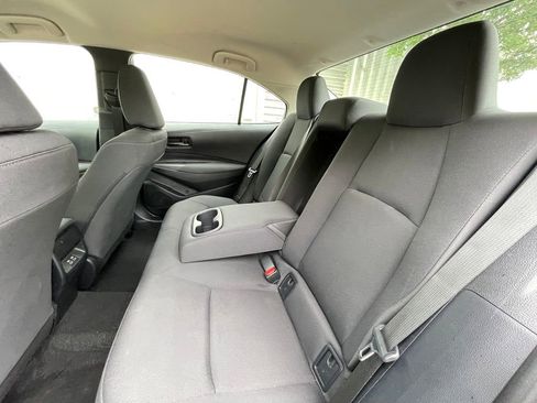 Used 2024 Toyota Corolla LE FWD image 27