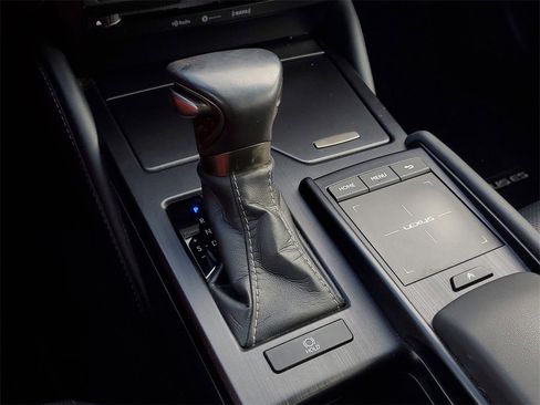 Used 2020 Lexus ES 350 w/ Premium Package image 22