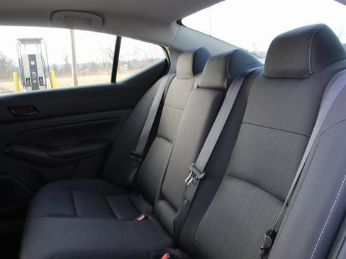 Used 2025 Nissan Altima 2.5 SV image 26