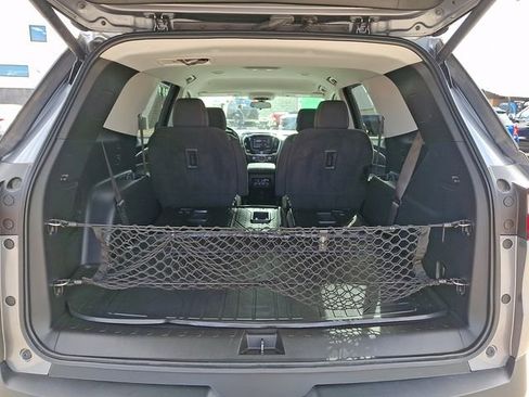 Used 2021 Chevrolet Traverse LT w/ LPO, Floor Liner Package image 27