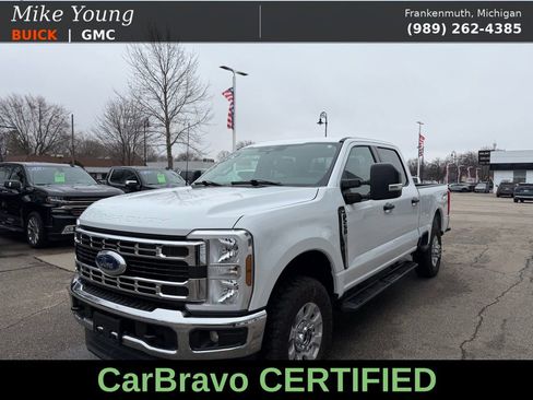 Used 2024 Ford F250 XLT image 1
