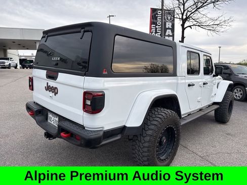 Used 2024 Jeep Gladiator Rubicon image 6