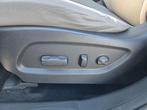 Used 2019 Hyundai Santa Fe XL SE image 17