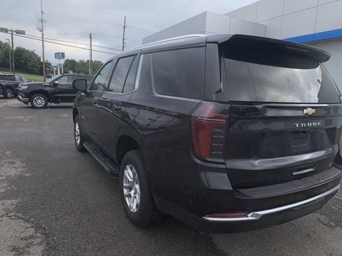Used 2025 Chevrolet Tahoe LT AWD/4WD image 17