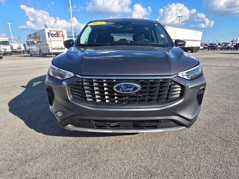 Used 2025 Ford Escape Active FWD image 9