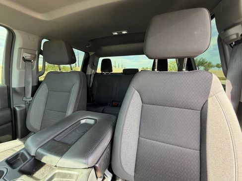 Used 2024 Chevrolet Silverado 1500 Custom Trail Boss w/ Dark Appearance Package AWD/4WD image 20