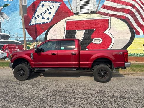 Used 2017 Ford F350 XLT w/ XLT Premium Package AWD/4WD image 3