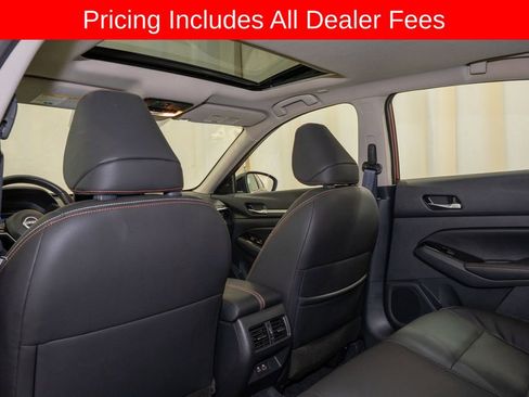 Certified 2024 Nissan Altima 2.0 SR FWD image 9