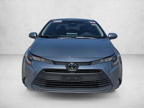 Used 2023 Toyota Corolla LE FWD image 2
