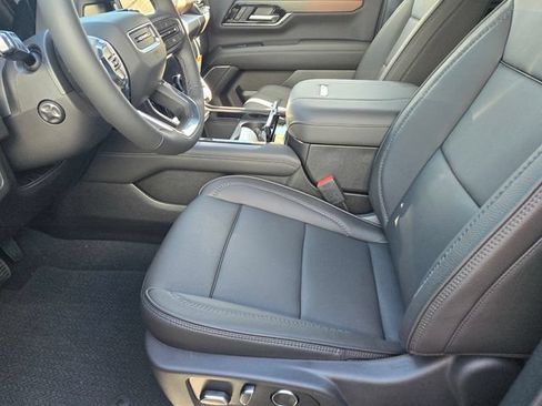 New 2026 GMC Yukon Denali AWD/4WD image 10