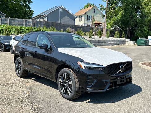 Used 2026 Volvo XC60 B5 Plus w/ Protection Package Premier AWD/4WD image 10