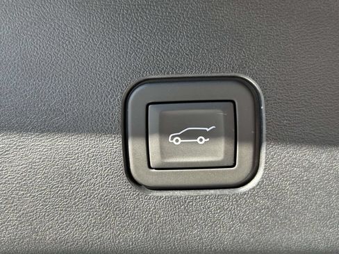 New 2026 Cadillac Vistiq Luxury AWD/4WD image 11